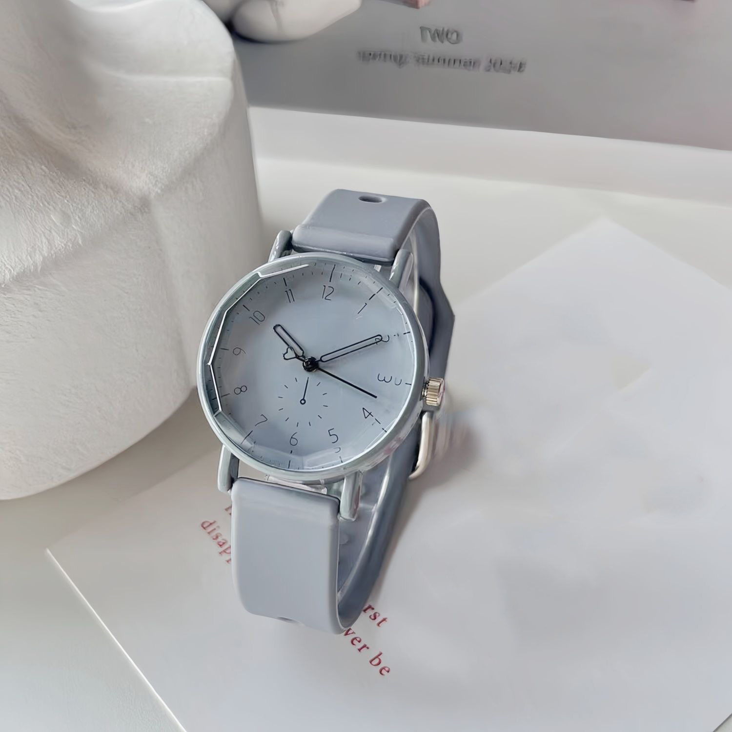 Fashion Arabic Dial Women Quar - Silicone Band Women のレビューと価格