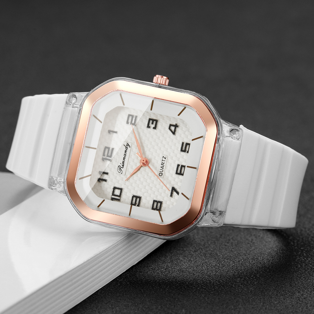 5PCS Fashion Square Dial Women - Silicone Band Women のレビューと価格