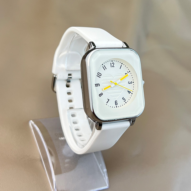 Fashion Minimalist Women Quart - Silicone Band Women のレビューと価格