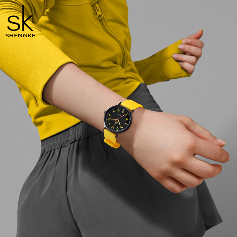 SHENGKE Women Fashion Silicone - Silicone Band Women のレビューと価格
