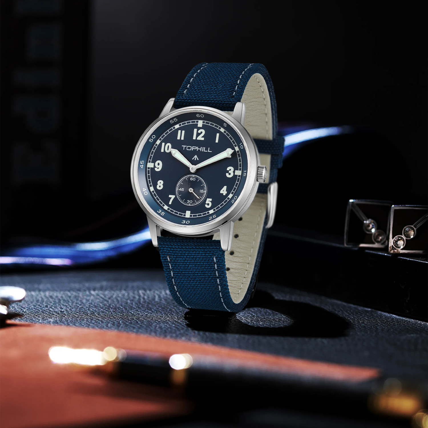 2025 New TOPHILL TW099G 40mm B - Canvas Strap Watch のレビューと価格