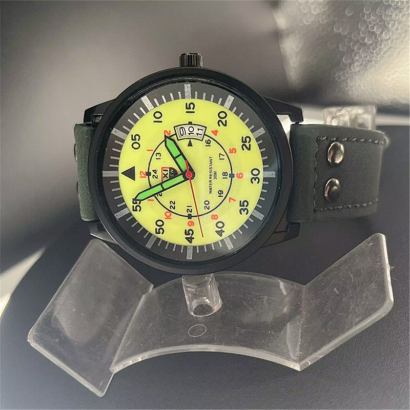 Reloj Hombre XINEW Brand Watch - Leather Watch Band Men のレビューと価格