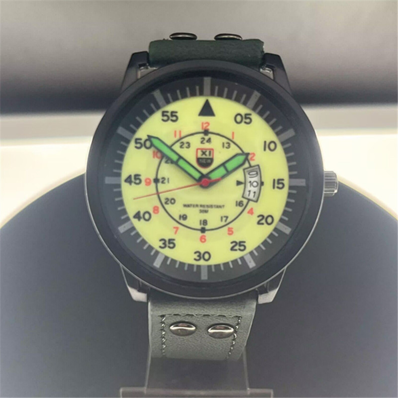 Reloj Hombre XINEW Brand Watch - Leather Watch Band Men のレビューと価格